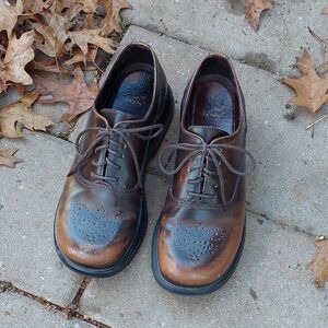 Dansko Oxfords 39